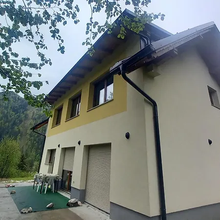 Luna's Mountain House - Apartman Zgornje Jezersko