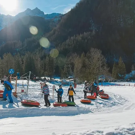 Luna's Mountain House -