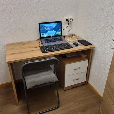 Luna's Mountain House - *