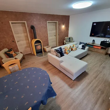 شقة Luna's Mountain House -