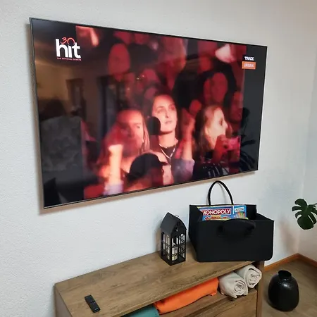 Luna's Mountain House -