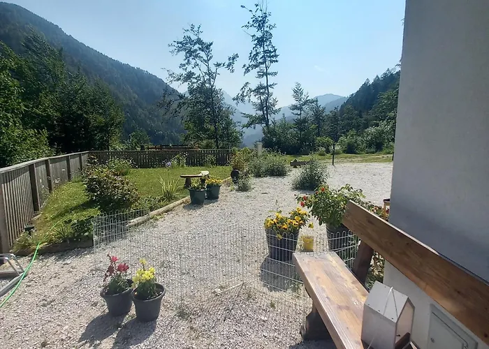 Luna's Mountain House - *