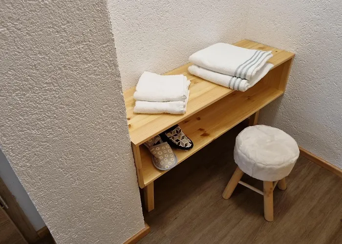 Luna's Mountain House -