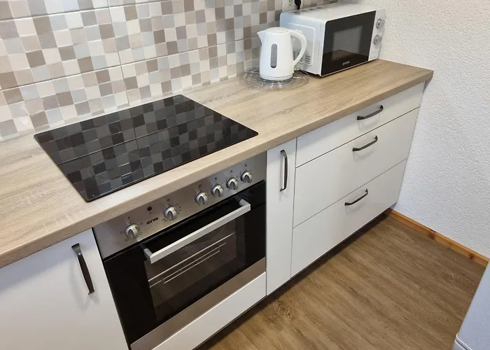 Luna's Mountain House -